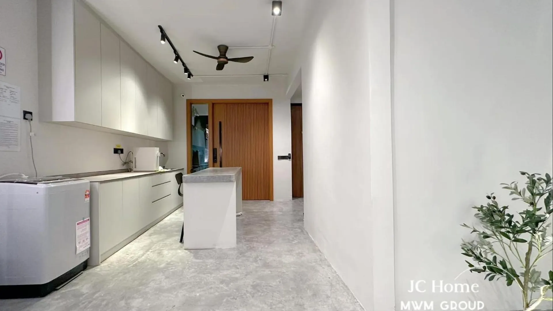 Room L 4Min Walks To Pelangi Plaza Johor Bahru